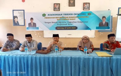 Buka Bimtek Implementasi Kurikulum Merdeka di MAN Lombok Barat, Kankemenag Lombok Barat ingatkan Urgensi Peningkatan Komepetensi Guru